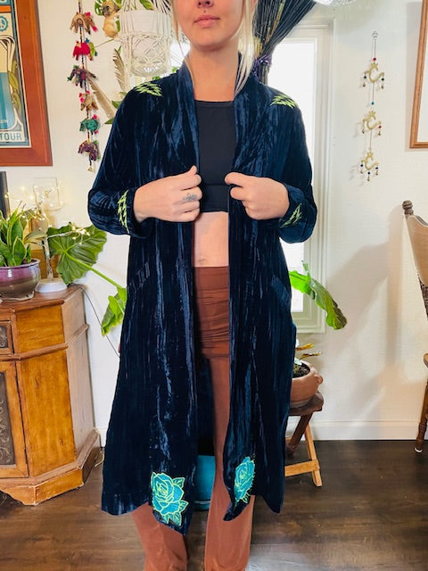 Velvet Panic Stealie Duster Small