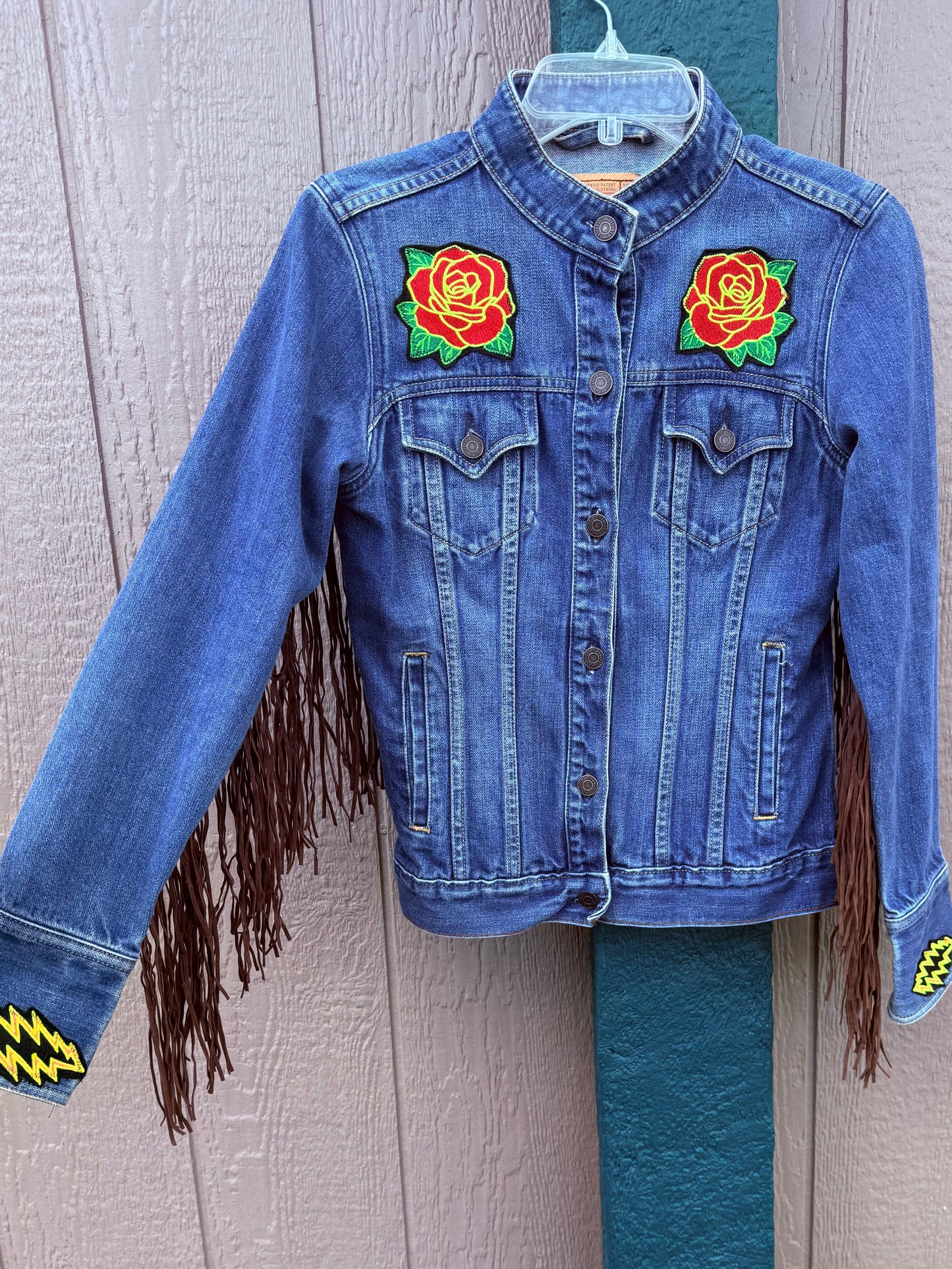Rose and Bolts Levi’s Jacket with Fringe Women’s Small