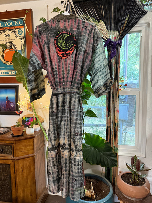 Long Stealie Kimono