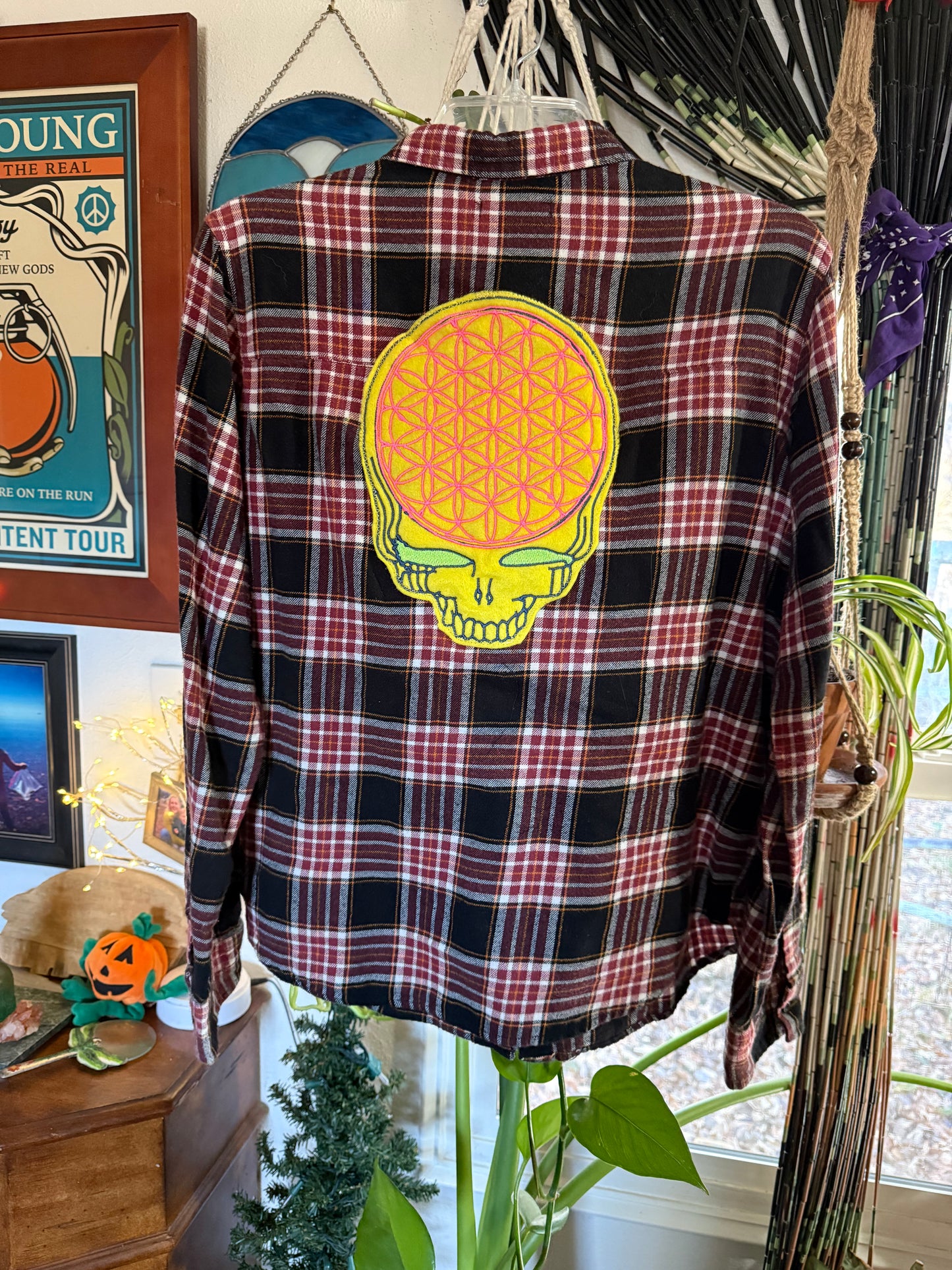 Flower of Life Stealie Flannel Women’s Medium