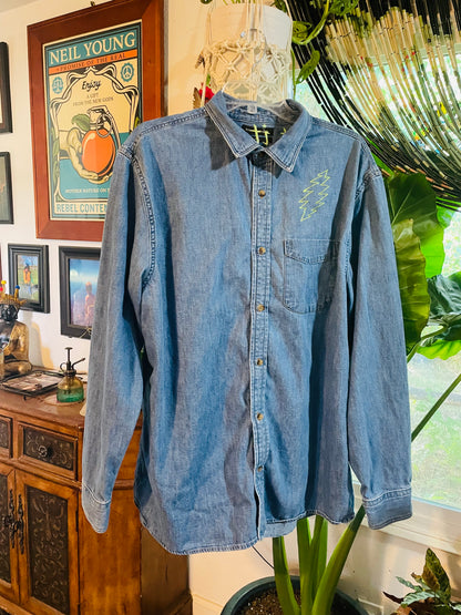 Let It Grow Denim Button Up Men’s XL