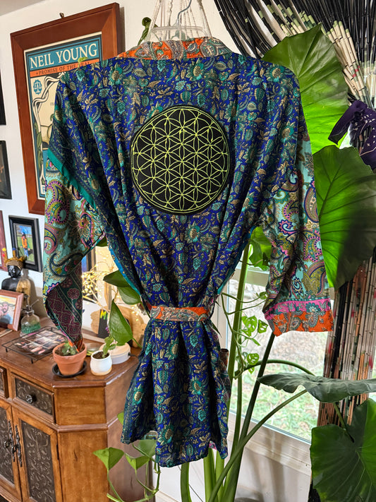 Flower of Life Shorty Kimono