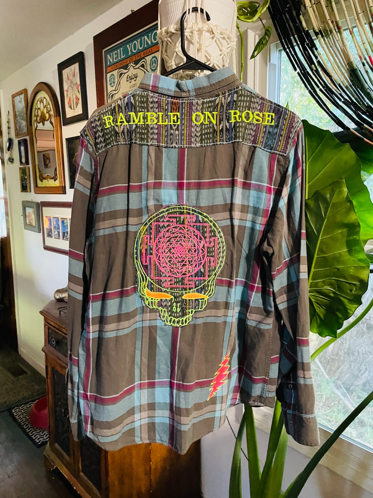 Women’s Stealie Yantra Flannel Large