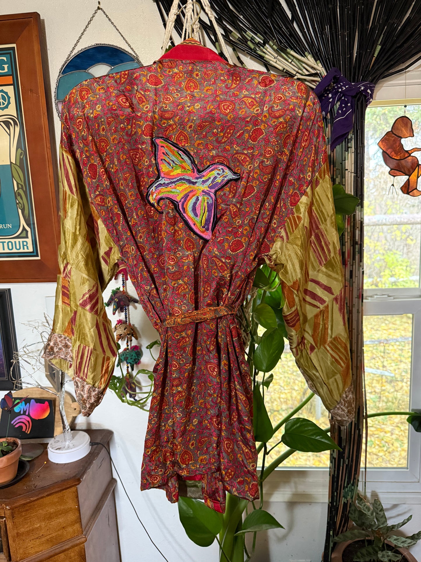 Short Panic Sparrow Kimono