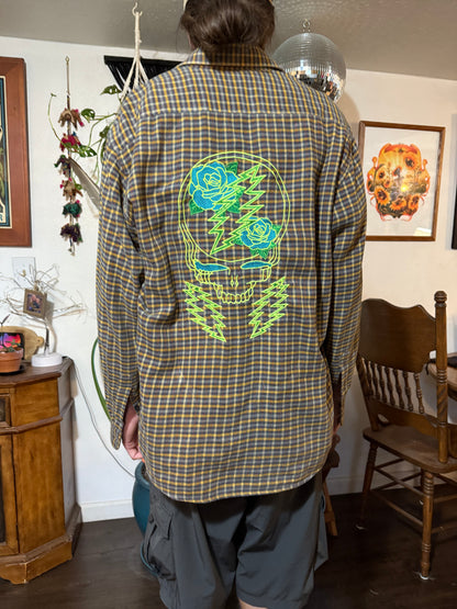 Rose and Bolts Embroidered Flannel Men’s Large