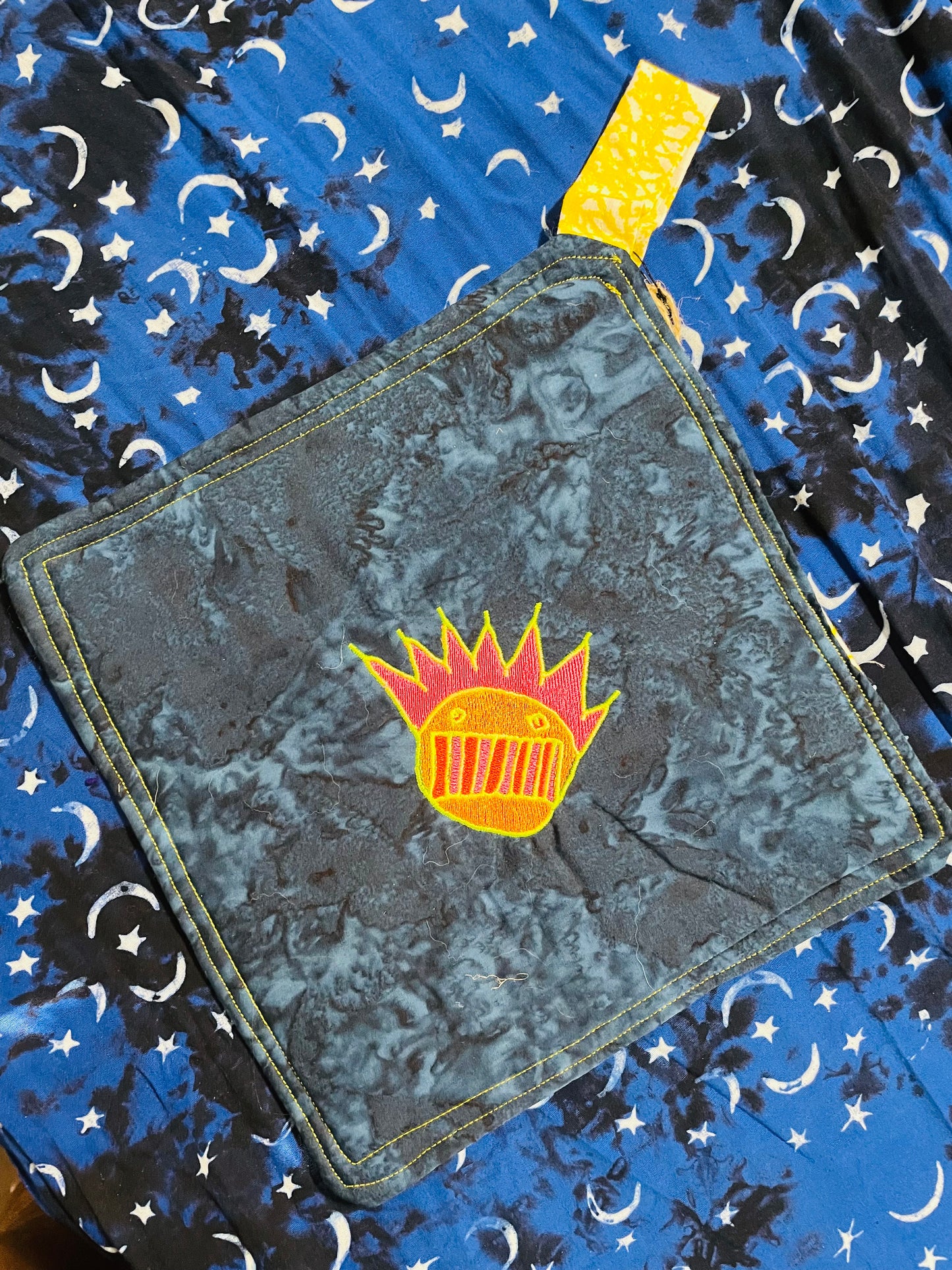 Boognish Batik Pot Holder