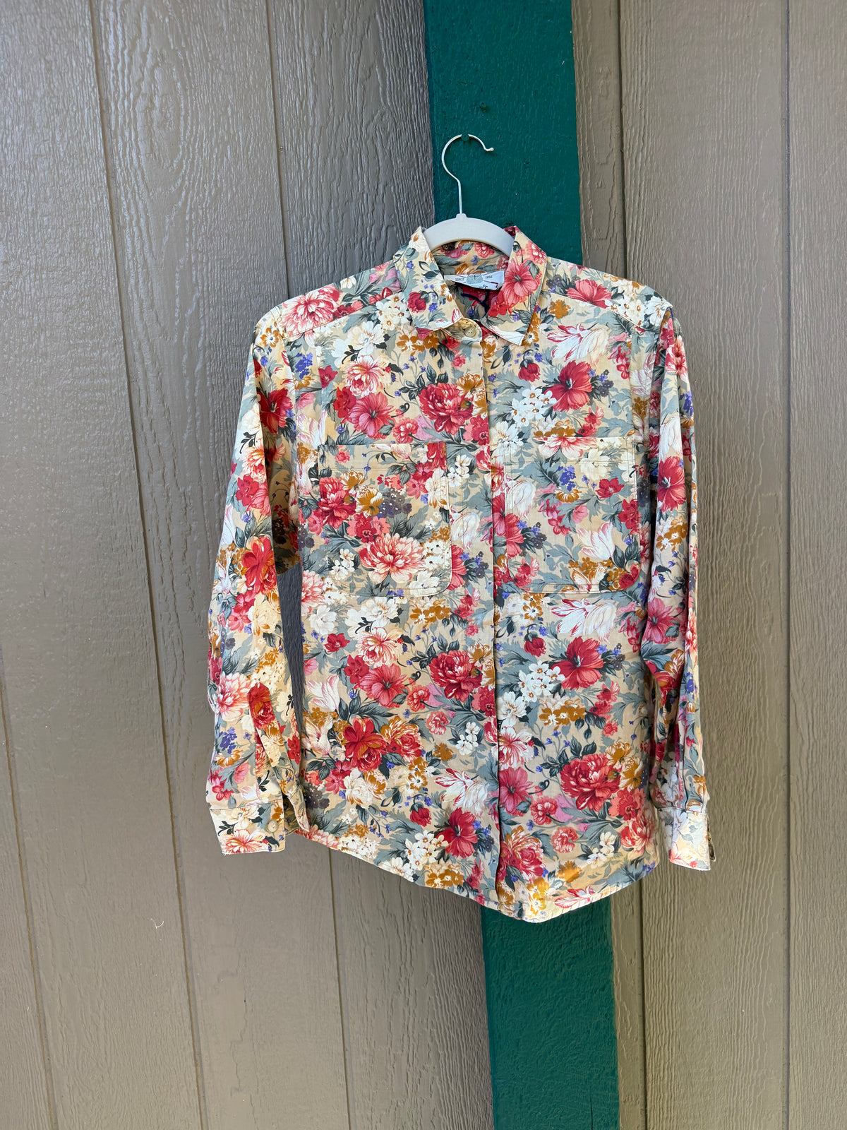 Floral Stealie Shirt Women’s Small